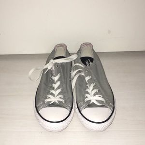 Grey converse